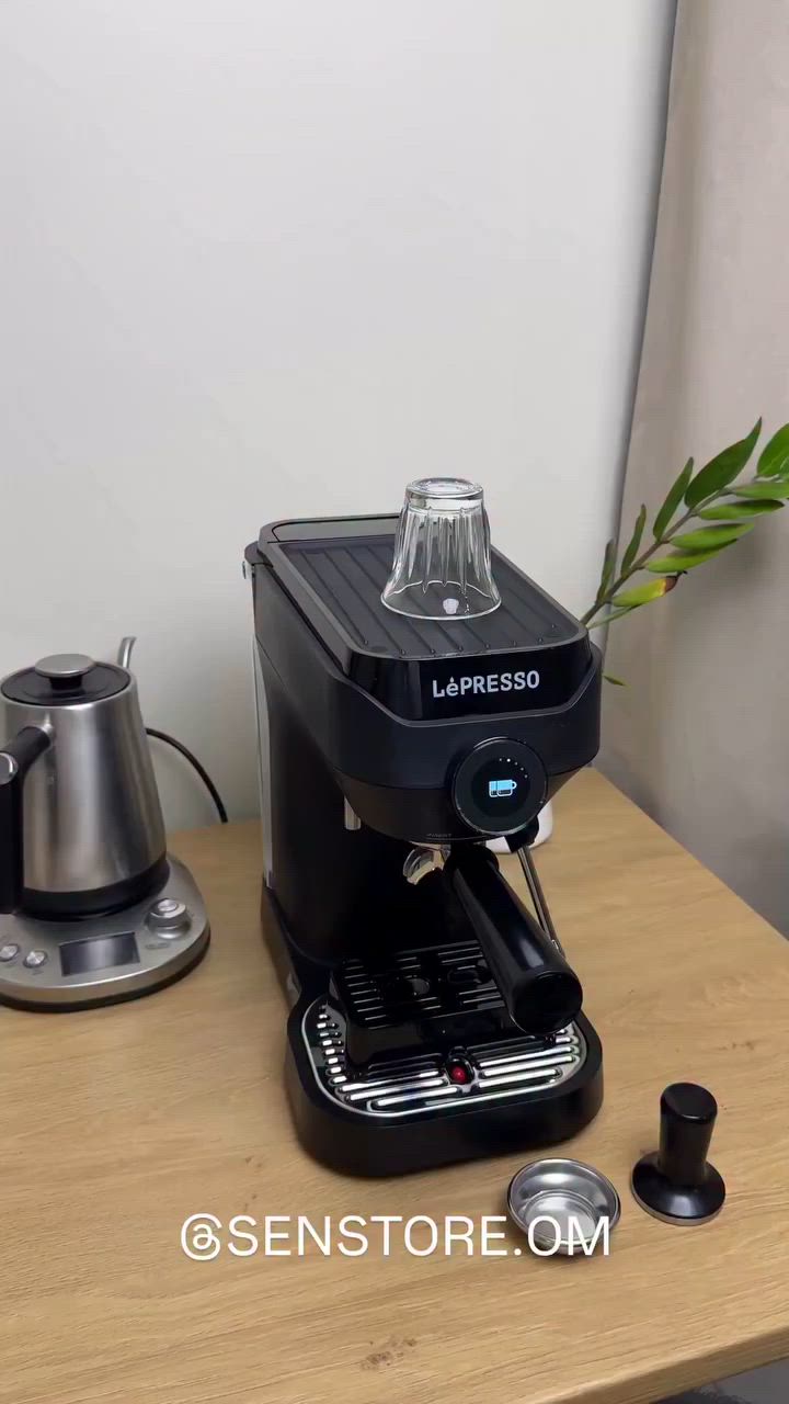 lepresso lucenero للبيع
وصلتنا من الإمارات كامل بالكرتون جدید فقط مستخدم شي قليل جدا للتجربة لضمان شغل مثل ما موجود بالفيديو.

بورتافلتر قياس 54
ملحقاتها
رینك
فلتر دبل شوت 
سنكل شوت

تامبر احترافي

230 الف...


**إذا كنت صاحب هذا الإعلان وتريد حذفه لأي سبب، رجاءا أرسل رسالة إلى الدعم الفني**
