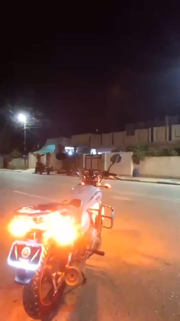 سلام عليكم ماطور ساو ناصي للبيع موديل 25 السعر خاص


**إذا كنت صاحب هذا الإعلان وتريد حذفه لأي سبب، رجاءا أرسل رسالة إلى الدعم الفني**