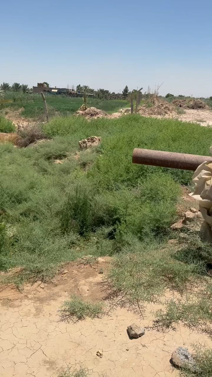 السلام عليكم ارض زراعيه لبيع 17 دونم مي اساله بيها وكهرباء ومي سقي زراعي عقد 35 باسم جيراني تريد تحويل عادي تريد مكاتبه عادي وسند مالتها مجدد دافعين للدوله لحد سنه 28 و سعرها 10 لدونم بيها مجال كلش بصيط ***********
