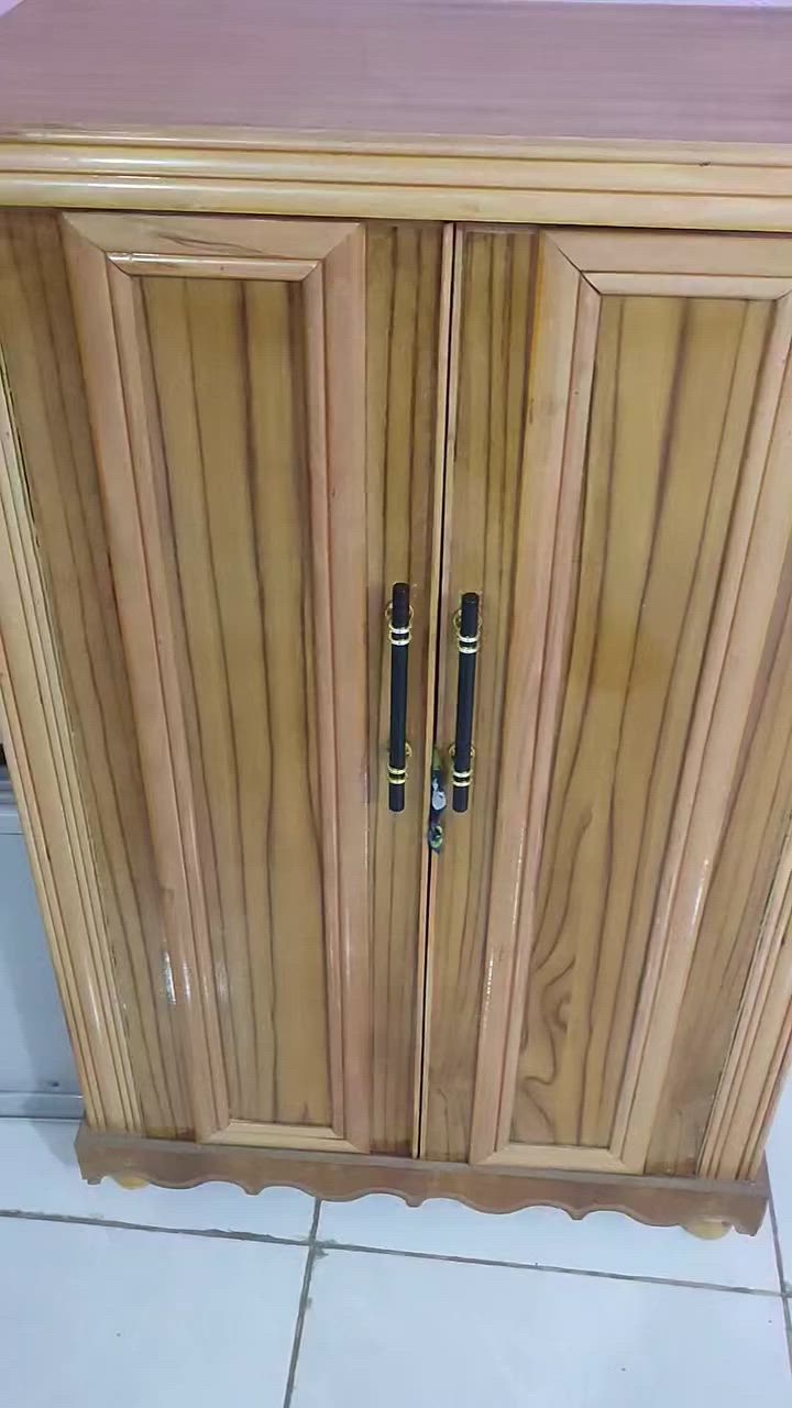غرفه جديده مستخدمه شهر توصيل موجود ماخذه ب3مليون ورايده ب2ونص للاستفسار الاتصال على الرقم ***********///***********

