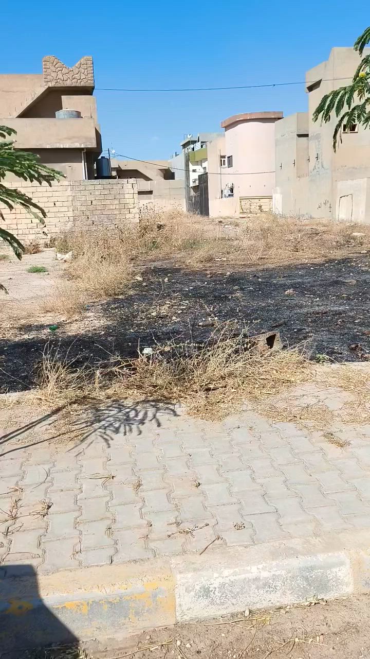 السلام عليكم قطعه للبيع تجاري بحي القاده المساحه 315متر السعر المطلوب 135مليون وقابل للتفاوض التفاصيل اكثر بل المقطع مكان مميز *********** اتصل عل الرقم
