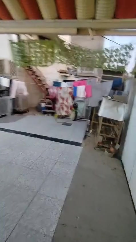 170// متر طابقين للبيع الغزاليه قرب شارع مدير الأمن مربع المدارس يحتوي الدار على كراج وصاله + مطبخ + هول داخلي + غرف نوم عدد //4// + صحيات عدد //3// السعر المطلوب //340// مليون مع المجال للأستفسار مراجعه مكتب الفهد للعقار ***********
