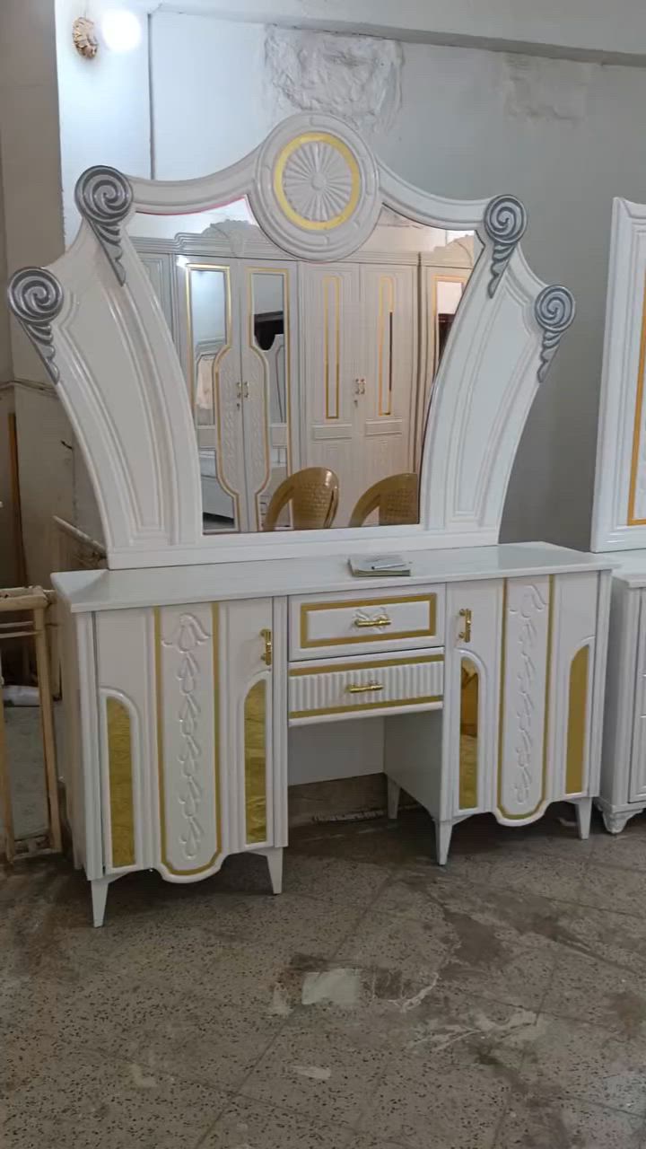 معرض إيلاف لبيع غرف ألنوم باللون الأبيض توجد أنواع الموديلات شغل درجه اولى.. العنوان بابل الحلة شارع أبوالقاسم ***********
