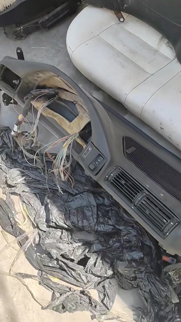 غرفة بي ام حجم 500
***********
