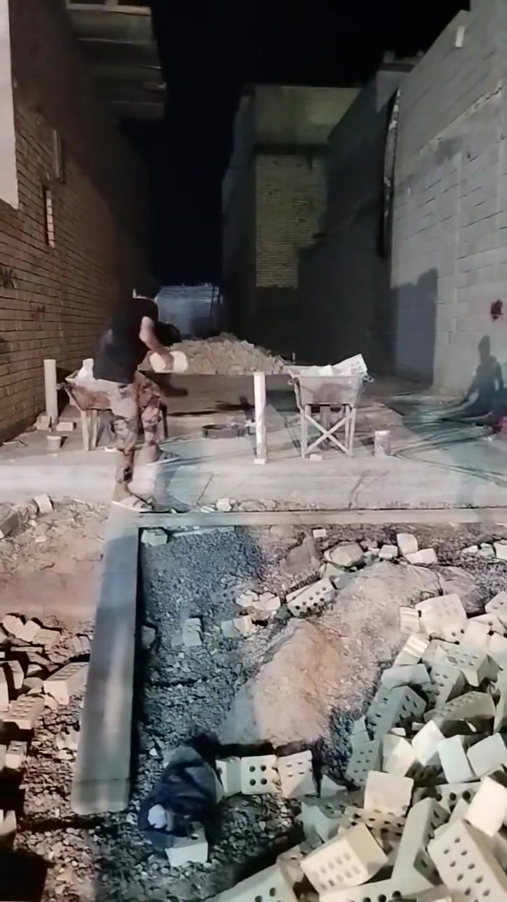 اتصل وتدلل ***********
