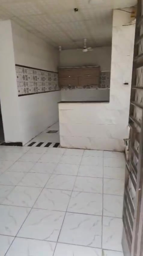 بيت ركن حي سلام الثانيه مساحه 150 طابق واحد غرفتين نوم وصاله وصحيات حوش حديقه
***********
@إشارة
