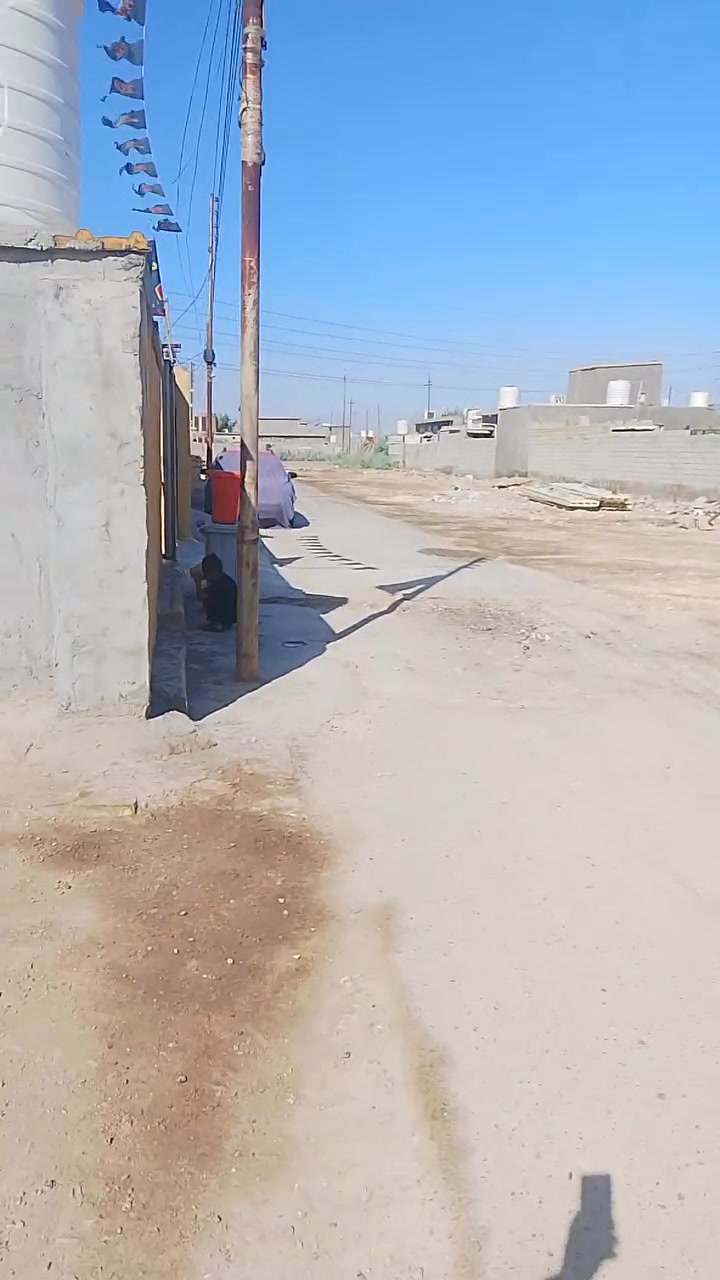 قطعه للبيع المساحه 225 خدمات كامله ماي كهرباء العنوان قرب شرطه اتحاديه لاستفسار اكثر اتصال ***********
