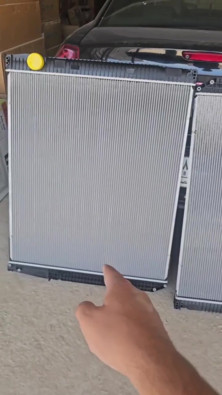 🔥 عرض خـاص لأصحاب الشاحنات والآليات الثقيلة! 🔥
​لا تدع حرارة الصيف تؤثر على أداء شاحنتك! متوفر الآن راديترات (اكتروس) بجودة عالية وأسعار تنافسية تناسب الجميع.
​اختر ما يناسبك من العروض الحالية:
​النوع الأول: بسعر 260 فقط!
​النوع الثاني: بسعر 285 فقط!
​✅ جودة مضمونة.
✅ تبريد مثالي لمحركك في أصعب الظروف.
✅ نحن دائماً بالخدمة لتلبية طلباتكم.
​📞 للحجز والاستفسار، تواصلوا معنا الآن عبر الرقم:
*********** (متوفر اتصال وواتساب)
​لا تفوت العرض، الكمية محدودة! 🚛💨

#راديتر #راديترات #اكتروس #شاحنات #قطع_غيار_شاحنات #تبريد_السيارات #عروض_خاصة #العراق #تجارة_السيارات #صيانة_شاحنات #ورشة_تصليح
