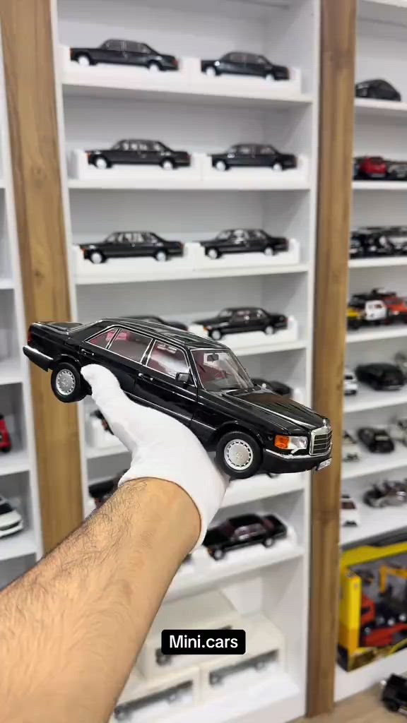 أرخص سعر في العراق Mercedes-Benz 560 SEL W126 1989 Black Red Interior  Scale : 1/18 Brand : Norev  (free delivery inside Erbil) WhatsApp: +9647504702207 ‎التوصيل لجميع مناطق اربيل مجانا ‎گەیاندن بەخۆرایە بۆ ناو شاری هەولێر #mercedes #benz #mercedesbenz #diecast #modelcar 


**إذا كنت صاحب هذا الإعلان وتريد حذفه لأي سبب، رجاءا أرسل رسالة إلى الدعم الفني**