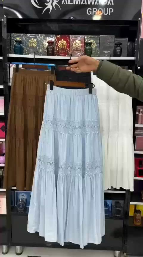 #السبهاني 
تم تكرار تنوره نسائي الترند 
فرري سايز قياس واحد 
العنوان الرمادي التاميم شارع ام عمار 
توجد خدمه توصيل لجميع المحافظات


**إذا كنت صاحب هذا الإعلان وتريد حذفه لأي سبب، رجاءا أرسل رسالة إلى الدعم الفني**