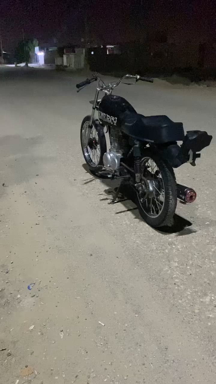 السلام عليكم دراجه نامه شلامجه تعمير 25 شاصي 17ارشه 
سعر خاص رقم ***********
