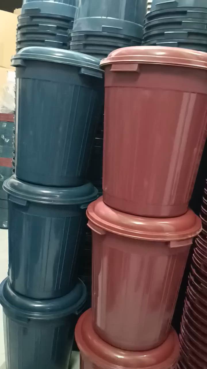 معرض انوار المصطفى لتجاره المواد المنزليه 
برميل ماي حجم 50لتر 
تعبه الكارتون12 قطعه 
سعر الدرزن 40,000 آلف والتوصيل مجاني
العنوان الديوانية سوق الجمله مقابل اعداديه الطليعه
واتساب استفسار ***********
واتساب استفسار ***********
