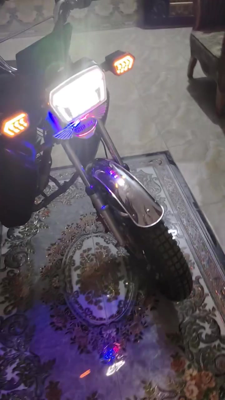 سلام عليكم دراجه سونك ضاقطه وزنجيل كفاله عامه بعده وكيل موديل 2025 كفاله عامه السعر 775 الشراي خاص او تصال ***********مكاني بابل المحاويل أوراق كامله مكينه مكفوله من الفتح كهربائيات كله شغاله كفاله عامه
