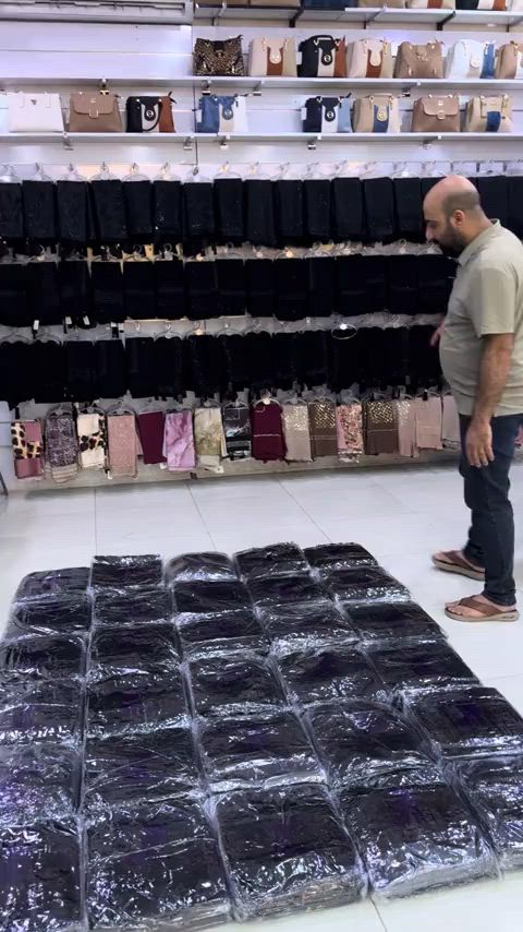 اللهم صل على محمد وال محمد 🤍 عروضنا مستمرة من مجمع ملك العروض 👑 من قسم الحجابات والشالات  حجاب جرجيت موديل ستراس اسود فقط حجم 120    ( السعر داخل الفيديو ) 🔥 هذآ العرض من مجمع ملك العروض 🤴 العنوان / النجف الأشرف شارع عسكري كبل مجاور أسواق السنبلة  يبدأ العرض يوم الجمعة                         المصادف 6/12 2026 هام هام هام هام ‼️ ستكون عروضنا مستمرة في أوقات الدوام  ( من الساعة 9:00 🕘 صباحاً إلى 12:00 🕛 ظهرا )  ( ومن الساعة 4:30 🕟 عصراً إلى 10:30 🕥 ليلاً )#ملك_العروض_للعباية_الخليجية #حجاب #حجابات #شالات #fyp 


**إذا كنت صاحب هذا الإعلان وتريد حذفه لأي سبب، رجاءا أرسل رسالة إلى الدعم الفني**