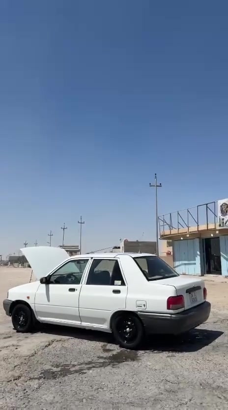 السلام عليكم سايبه موديل 2025  ماشيه 38 الف سياره جديده معنه الكلمه احله من الصور السعر 72 مكان السياره بصره ***********
