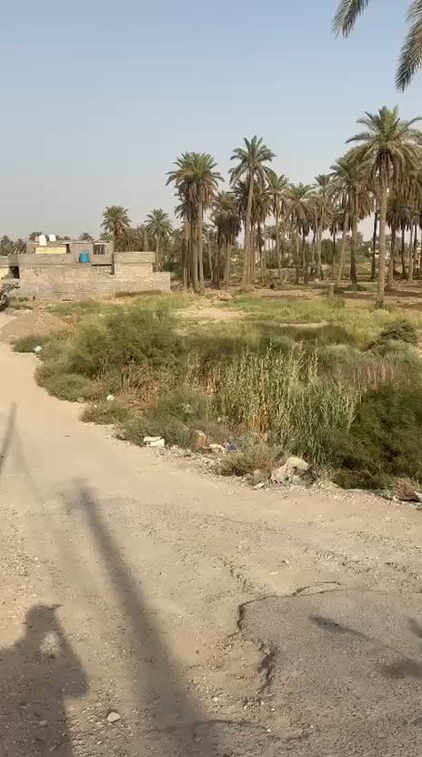 بسم الله قطعة أرض للبيع واجهه خمسه ننزال عشرين 
مكان في زعفرانيه مقابيل الامانه سند 25 مفوض بل طابو استفسار ***********
