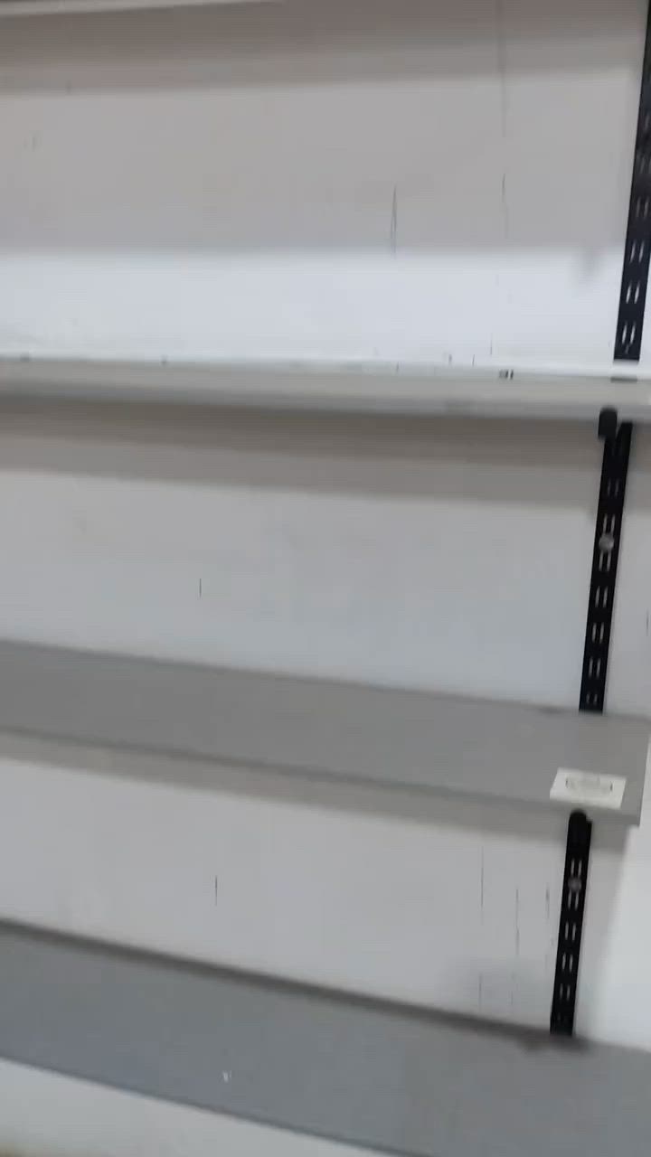 للبيع رفوف + ميوزه + مشبج ***********
