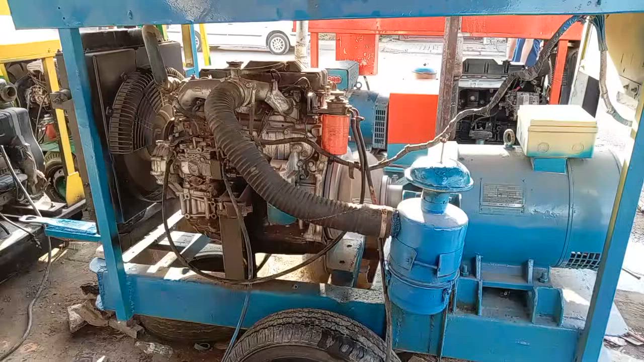 مولد كيا للبيع العنوان بغداد الكماليه  السعر ١٢ونص ***********
