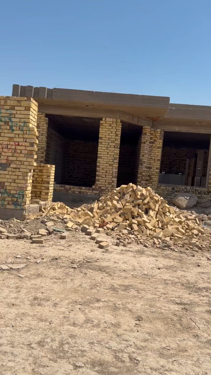 هيكل للبيع مساحه ٣٠٠
السعر ٨٠
العنوان المدحتيه حي بابل خلف
 تاج محل

***********
