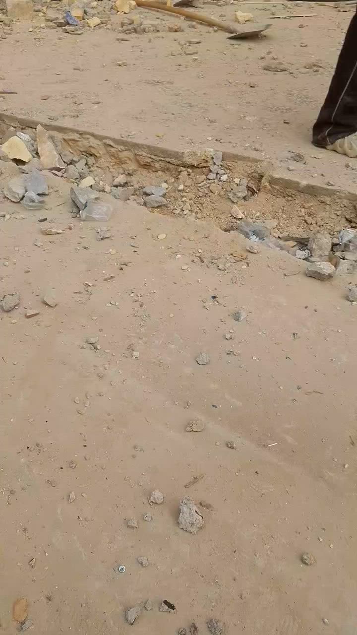 السلام علیکم کادر تفلیش الرباطات تکشیر الجدران وقلع ارضایی ورفع النقاذ بغداد فقط اتصل وبخدمتک ***********
