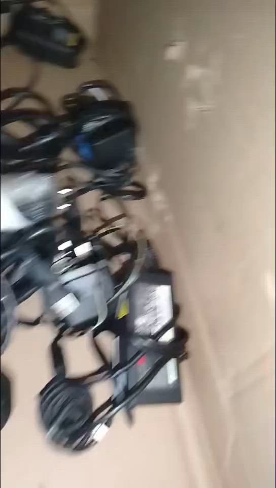 شلعه محولات وكيبلات كلهم ٣٠ مع التوصيل


**إذا كنت صاحب هذا الإعلان وتريد حذفه لأي سبب، رجاءا أرسل رسالة إلى الدعم الفني**