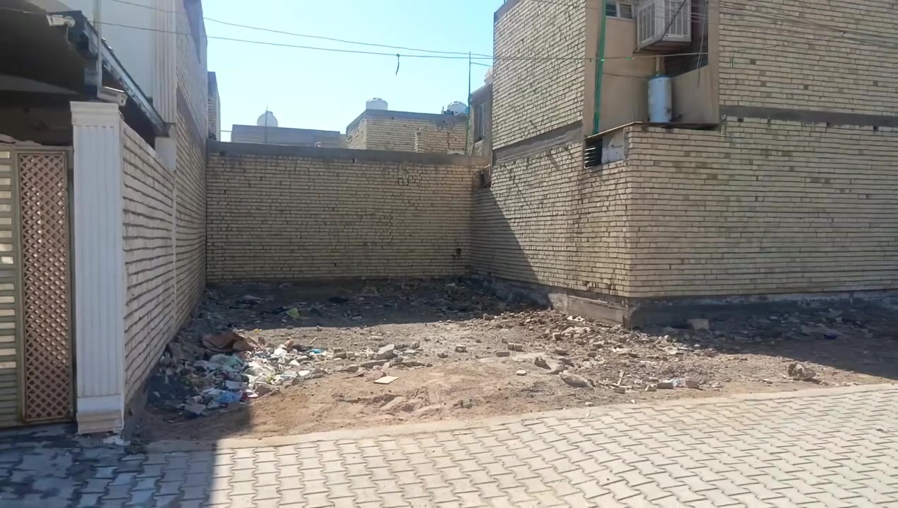 دار البيع مساحه 120متر طابق ونص زراعي موقع حلو الشعب مقبيل جمعيات قرب مالعب مصطفي وحش***********
