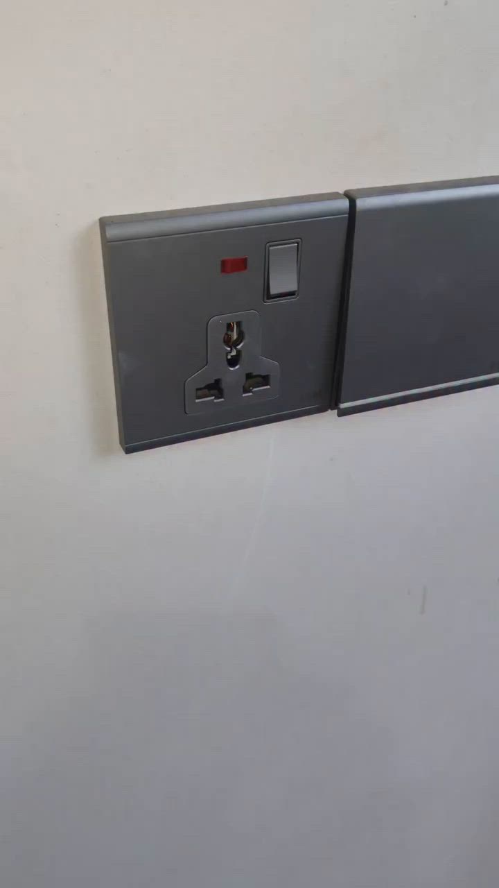 أسهل واسرع طريقة للفحص
 
#Electrician #GermanyDIY #TechEurope #EuropeElectrical #ReelsUSA
#الشعب_الصيني_ماله_حل #كهرباء #العراق #بغداد #كركوك #كهربائي #كهربائيات


**إذا كنت صاحب هذا الإعلان وتريد حذفه لأي سبب، رجاءا أرسل رسالة إلى الدعم الفني**