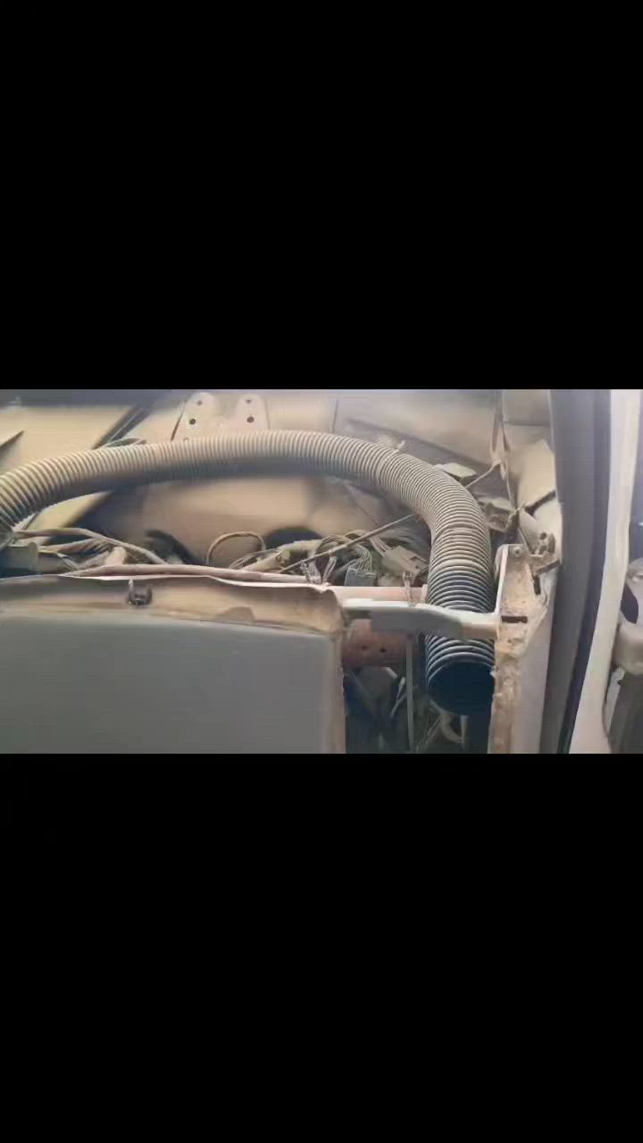 يالله السلام عليكم ورحمة الله
وقل اعملو فسيرى الله عملكم ورسوله والمؤمنين جانب من  عمل
اليوم . 
فتح دشبول سياره نوع ابصم  واعادة تحويرها بلكامل. مع غلق الفتحات الي موجوده.خلف الدشبول   وتنضيف البدن الداخلي. من الاتربه 
وتغليفها ب العازل المضغوط لمنع الحراره وصوت المكينه 
مع ضبط الفابريتا ب الكامل. وتقسيم الهواء بصوره صحيحه 
مع غسل وتنضيف الفريز الداخلي من التكلسات والاتربه 
 وتنظيف منظومة التبريد بالكاملة
وشحن الغاز الاصلي... 100%
العنوان ناصريه سوق الشيوخ
تقاطع الوائلي قرب دائرةالكهرباء
 شارع الدجين مقابل دوشمة الزهراء
للاستفسار. اتصال.
وفي الحجامي 
 ***********
***********
 او على الخاص
