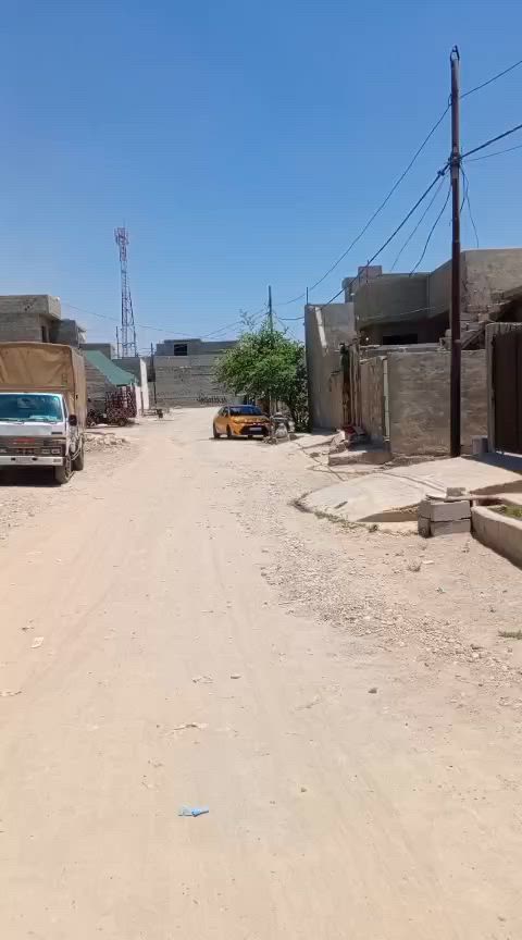 قطعة ارض زراعي كوباني
200 للبيع كامل او نصفها
وسط البيوت معدلة وبيها بوري ماي سعرها مناسب جداً 
رابع فرع وسط الفرع 
السعر٨٢مليون
***********
@إشارة
