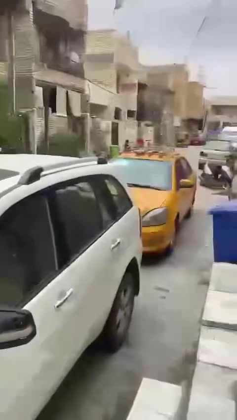 بيت معزول طابق ثاني 100 متر للايجار في منطقة الخطيب الزراعي جديد غرفتين واستقبال ومطبخ وحولي وحمام وسطحين قرب شارع الضغط الرئيسي شارع جامع الامامين فقط عائلة صغيرة *********** الايجار 425 
ملاحظة / رجاءً لا اعلق الي ما فيدة
