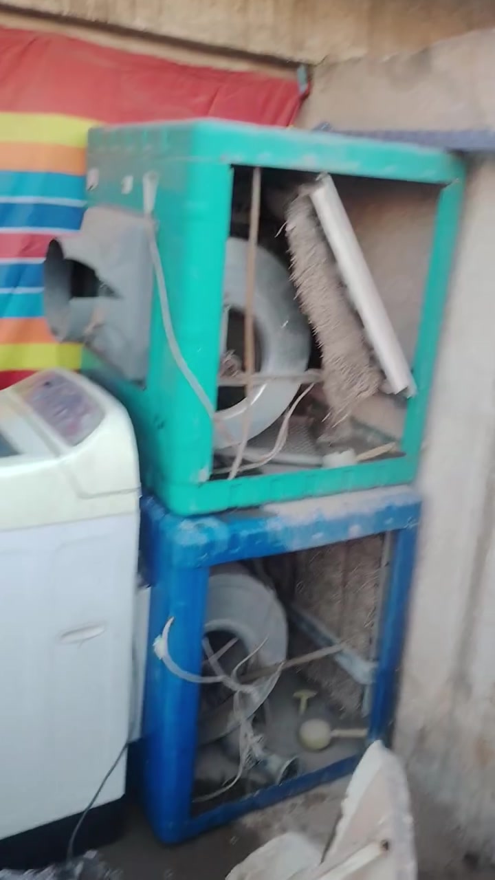 السلام عليكم غراض للبيع اخو الجديد قيم او اخذ مستعجل على بيعتهن ***********
