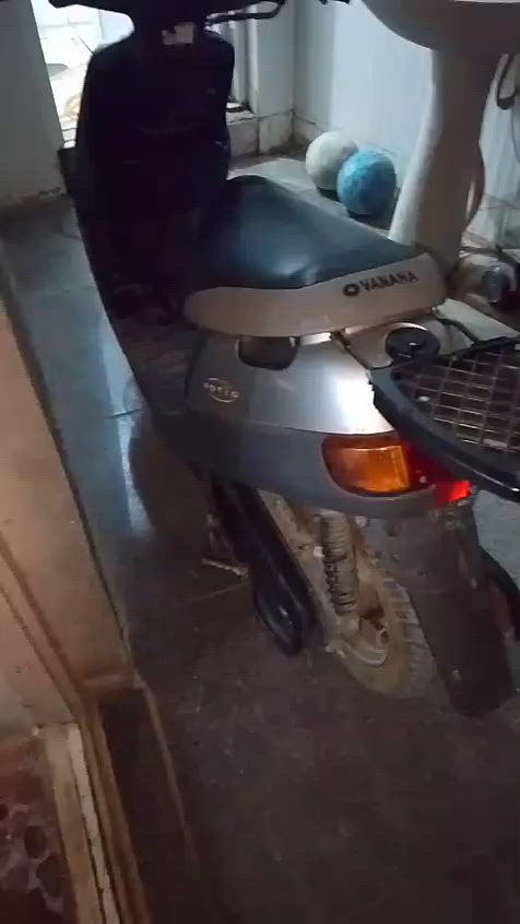 دراجه بطه للبيع نضفيه ما مفتوحه السعر 450وبيه مجال ***********
