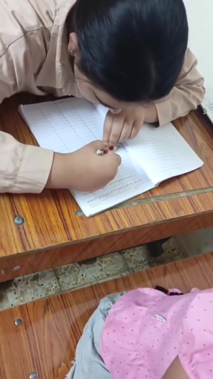 يوميات طلاب معهد الاوائل 
للتسجيل والاستفسار الاتصال على الرقم ***********
