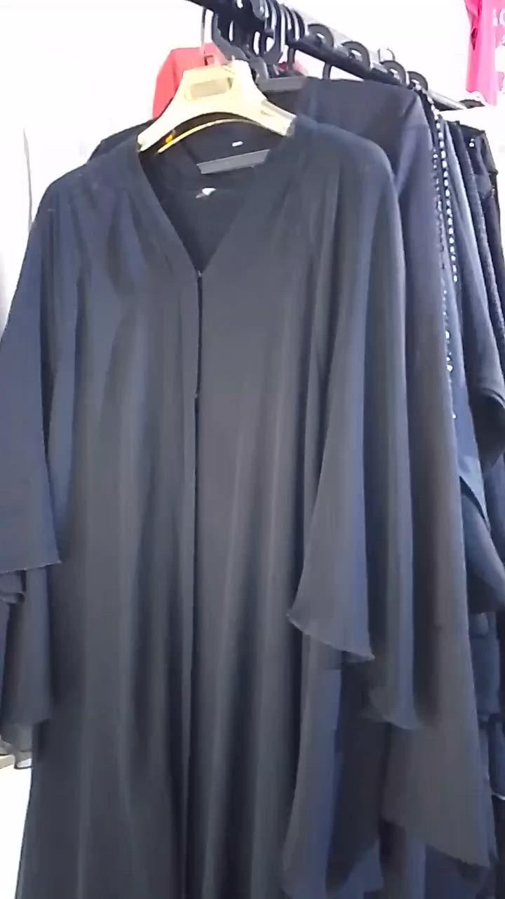 السلام عليكم ورحمه الله وبركاته متابعينا الكرام 
نماذج من بضاعة البشتات والعباءات الاسلامية 
يتوفر جميع القياسات 
زورونا 💞💞💞
العنوان: حلة / الثورة / قرب السوق من جهة صيدلية مروة / فرع المخبز
الحجز يكون عبر مراسلة الصفحة او الواتس آب 🟢
أو يمكنك الاتصال 📱 على الرقم التالي: ***********
