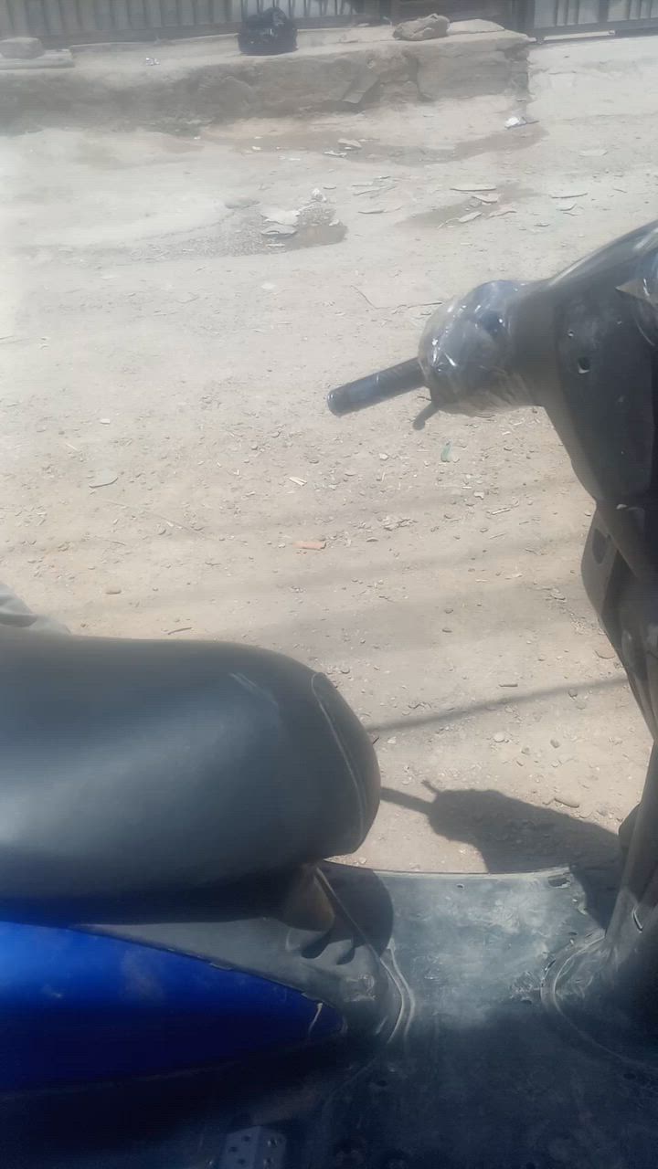 دراجه سكنز لبيع ٣٥٠ لف بغداد حي جهاد ***********
