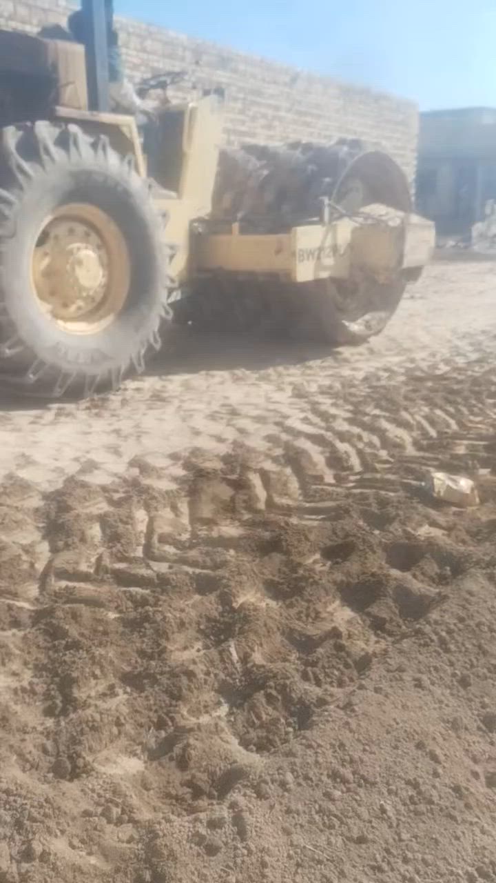 بتلو مدفون وجاهز للبناء خريطه المساحه 150 خريطه تحتوى على غرفتين وحده سويت وصاله وصحيات داخليه وبرانيه ومطبخ وصحيات خارجيه  مشتغله درجه اولى بناء البتلو طابوك مدرج مثل ماموضح بلفيديو  السعر 17 طريق السنيه خلف معمل الكاشي  بمجمع الصادق متوفر كافت الخدمات  لتواصل  ***********
