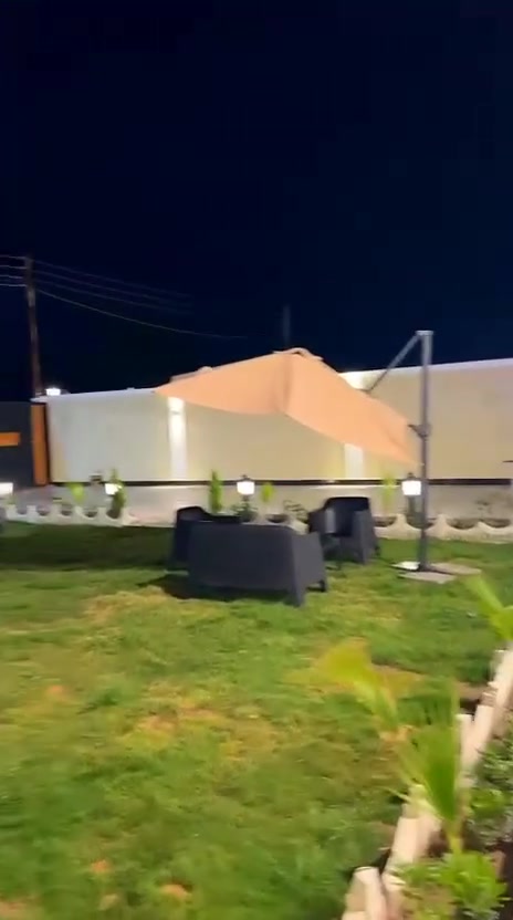 السلآم عليكم مكتب ضفاف دجلة الكائن في البعيثة مزرعة🏠 مساحة الكلية ربع دونم 
السعر اربعميت مليون

المكتب بي إدارة الأستاذ ابو سيف العنوان البعيثة نستقبل كافة العروض للبيع 

 للاستفسار اتصل على الرقم 

***********📞
