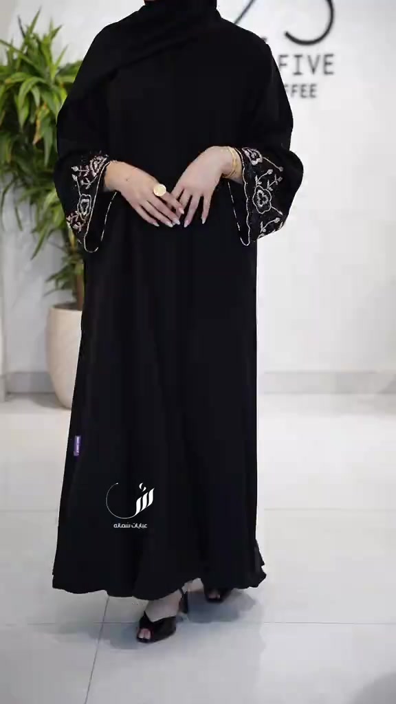 للحجز والاستفسار واتساب  *********** توصيل لجميع انحاء العراق  📍فروعنا بالعرق  السماوة - حي المعلمين ، شارع مستشفى الصادق ع بابـل - شارع الجمعية، عمارة خان الذهب  #عبايات_سمانه #اكسبلور #العراق_السعوديه_الاردن_الخليج #عبايات_كويتيه 
