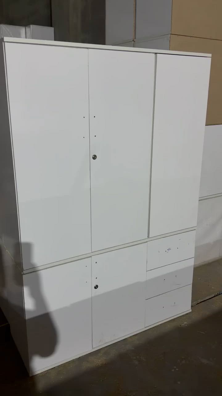 تصفيه مغازن
عرض خاص سعر الفرد بسعر جمله
كنتور3باب2طابق 
سعره 100 الف فقط
صوره كامل اب اول تعليق


**إذا كنت صاحب هذا الإعلان وتريد حذفه لأي سبب، رجاءا أرسل رسالة إلى الدعم الفني**