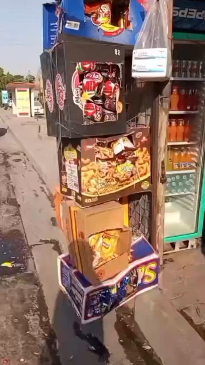 سلام عليكم عندي كشك(بسطيه )للبيع جاهزة من كلشي واي نقص مابيها رايدها مليون ونص وبيهه مجال والي يحب يتواصل ع هاذا الرقم *********** مكان بياع
