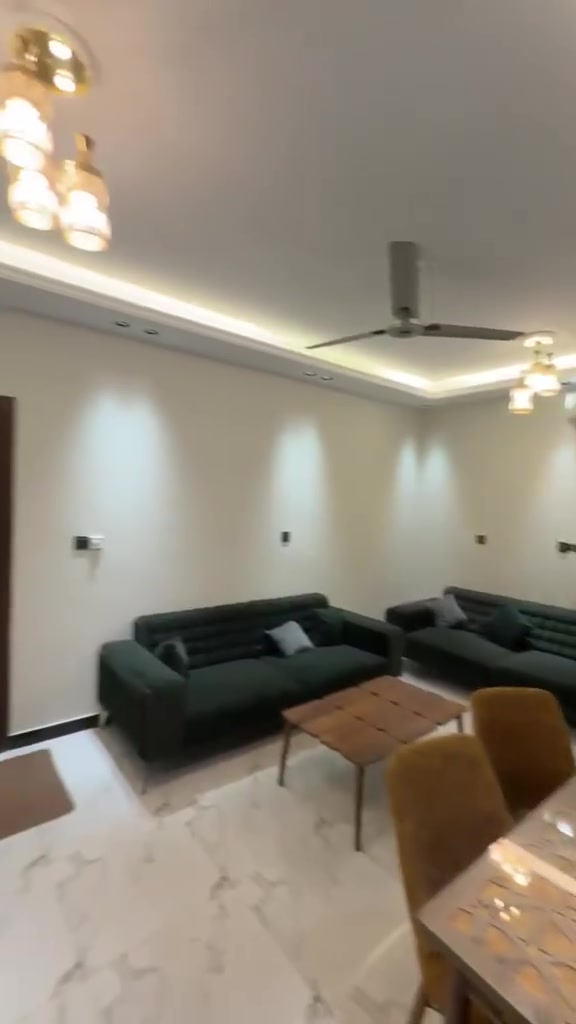 🏡 فرصة مميزة للإيجار في قلب المنصور – حي المتنبي
شقة أنيقة ومؤثثة بالكامل، طابق ثاني، جاهزة للسكن فورًا 🌟
تم اختيار الأثاث من أجود الأنواع ليوفّر لك الراحة والذوق الرفيع.

مواصفات الشقة:
✔️ صالة كبيرة وواسعة
✔️ مطبخ متكامل
✔️ غرفتا نوم مريحتان
✔️ خدمات صحية
✔️ موقع هادئ ومميز

📍 المنصور – حي المتنبي
خيار مثالي للعائلات أو الباحثين عن السكن الراقي.

📞 للاستفسار والتفاصيل أكثر:
***********
