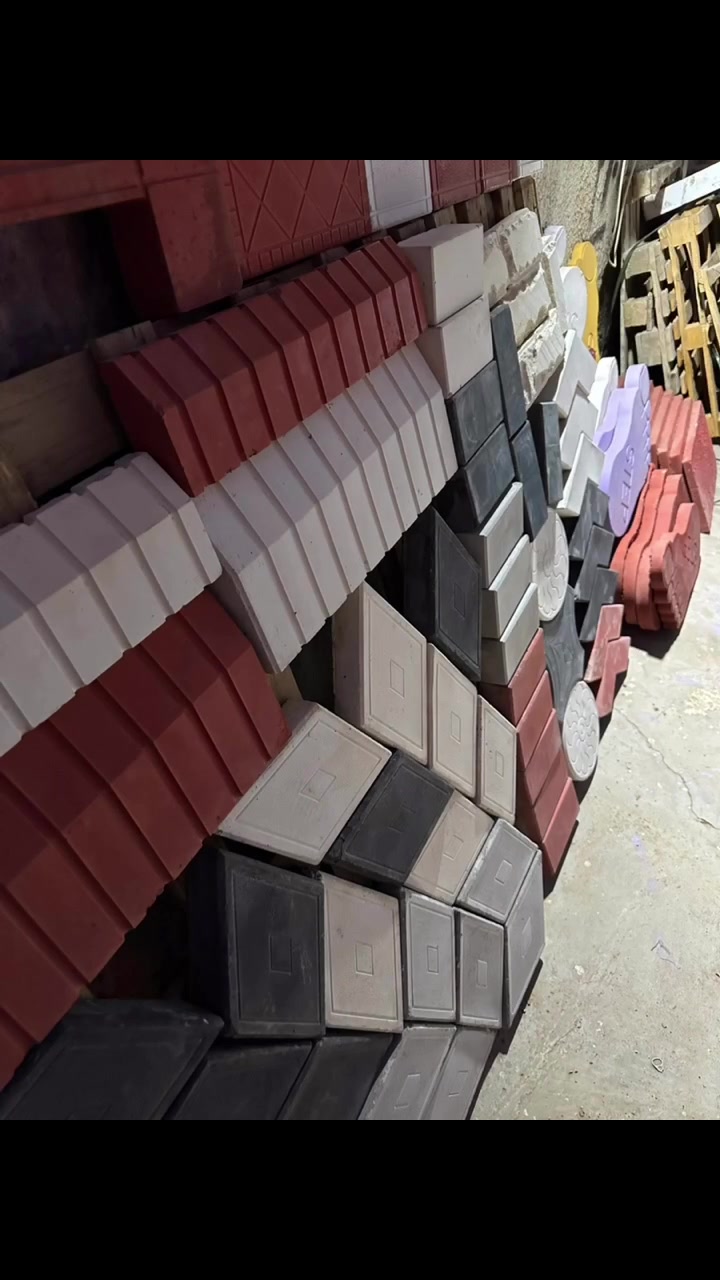 ️ أرصفة ومقرنص بأجود الأنواع وأفضل الأسعار 🏗️

نوفر لكم تشكيلة واسعة من الأرصفة والمقرنص بمواصفات عالية تناسب جميع المشاريع السكنية والتجارية، مع جودة تضمن المتانة والمظهر الأنيق.

✅ جودة عالية
✅ أسعار منافسة
✅ مقاسات وتصاميم متنوعة
✅ مناسب للمنازل، الحدائق، والأرصفة العامة

🚚 التوصيل إلى جميع محافظات العراق
للاستفسار مراسلة الصفحة او الاتصال ع الرقم التالي 
***********
