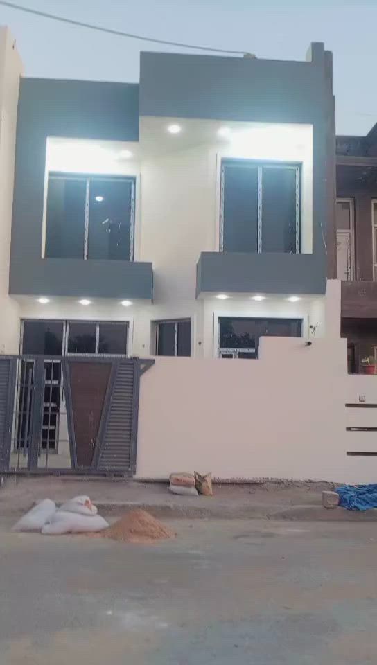 لباخ درجة اولى واجهات فوم صقل طلس تصفير تشميع بسعر مناسب بغداد ***********

