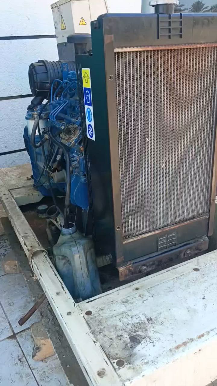 مولد بيركنز افجي ولسن 16 Kva يعني 64امبير كلي 50صافي فعلي. 
المواصفات والسعر مكشوف 
_________________
نظافة 90٪
تشغيل واطفاء تلقائي 
الاستهلاك 1 لتر واحد بالساعة بالحمل الاعتيادي 
الاستهلاك 1.25 لتر وربع في الساعة الحمل العالي . 
ثري فيز 
السعر 26ورقة 
الرقم. ***********
***********
الموقع . حله
