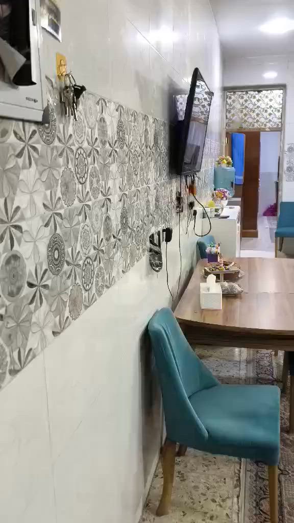 السلام عليكم بيت للبيع مساحة160 متر بسبع البور شارع الالف بفرع مجمع الجوهرةللاستفسار ***********

