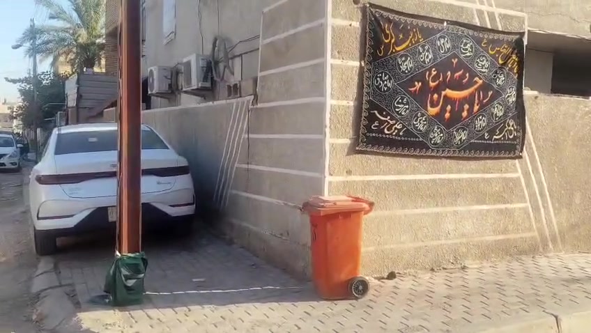 السلام عليكم بيت 160متر واقع حال 170الواجهه 11ونزال 17استقبال ومطبخ حولي وغرفتين جوهه وغرفتين فوك وملحقات يعني 4نوم البيت طابق ونص السعر 150 وبي مجال العنوان الحسينيه منطقت الخمس تالاف شارع الشريفي قريب على مطعم حمدمد
الرقم***********
