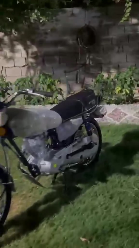 دراجه اربعه كير امتياز جديده برغي نقص مابيه موديل 27 سعر 750 وبيه مجال حك جيه مكلف بنشر للاستفسار ***********
