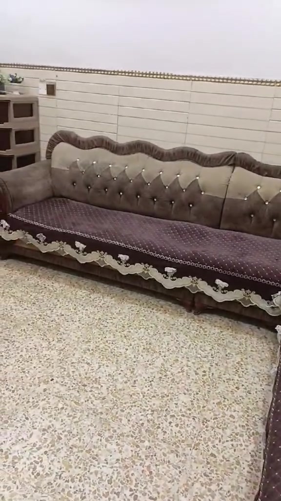 ديوان عراقي للبيع للاستفسار الاتصال ***********
