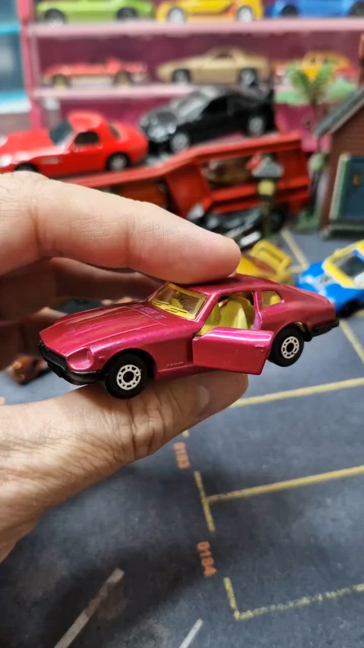 MATCHBOX #57 DATSUN 260-Z CAR SUPERFAST LESNEY ENGLAND  1978  داتسون 

Scale  1\64 الحجم 
متاح حاليآ للبيع 
يوجد توصيل داخل الأردن


**إذا كنت صاحب هذا الإعلان وتريد حذفه لأي سبب، رجاءا أرسل رسالة إلى الدعم الفني**