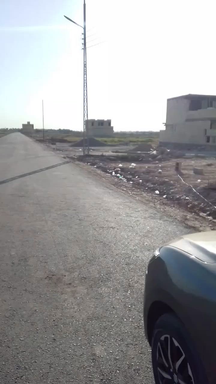 السلام عليكم عندي كاع 100 متر بالنصر الثالثه خلف شركه الرافدين شارع الثالث الخدمات كامله تبليط السعر 21 وبيها مجال وهاي راسلكم اني الصور والمقطع فيديو مال الكاع رقم الموبايل ***********
